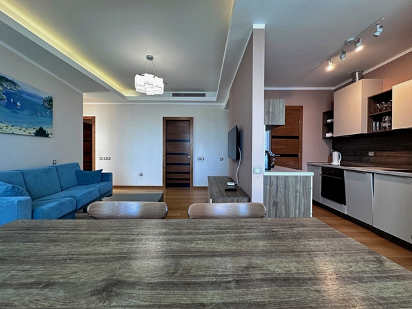 
  Продается 2-комн. квартира, 81 м², Революции пр-кт, д. 3
. Фото 18.