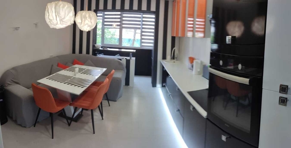 
  Продается 2-комн. квартира, 61 м², Ленина ул, д. 127
. Фото 1.