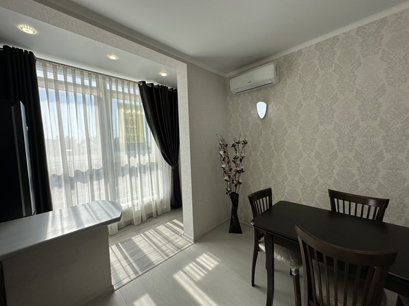 
  Продается 2-комн. квартира, 70 м², Таманская ул, д. 121к10
. Фото 5.