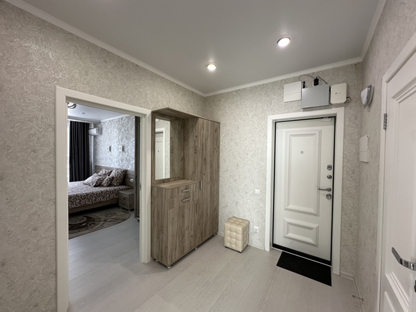 
  Продается 2-комн. квартира, 70 м², Таманская ул, д. 121к10
. Фото 8.