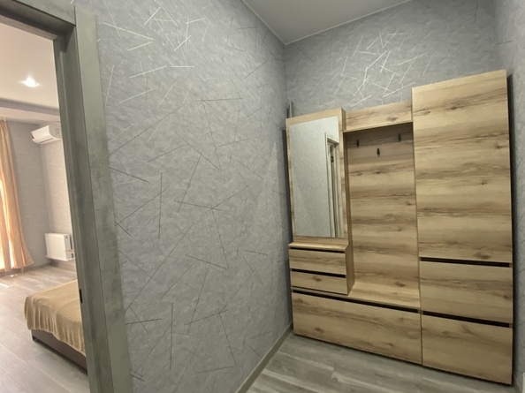 
  Продается 1-комн. квартира, 38 м², Невская ул, д. 2
. Фото 2.