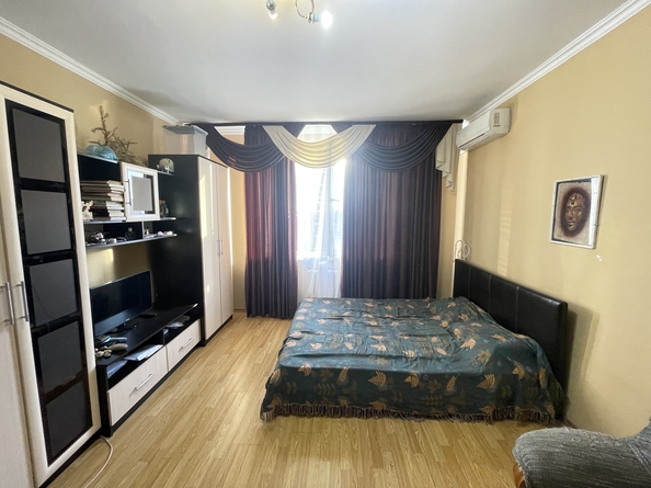 
  Продается 1-комн. квартира, 48 м², Омелькова ул, д. 21
. Фото 3.