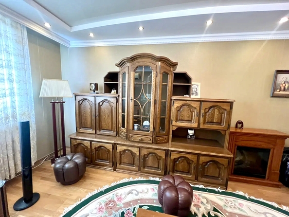 
  Продается 2-комн. квартира, 83 м², Промышленная ул, д. 9к1
. Фото 3.