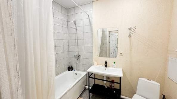 
  Продается 1-комн. квартира, 45 м², Ивана Голубца ул, д. 147
. Фото 17.