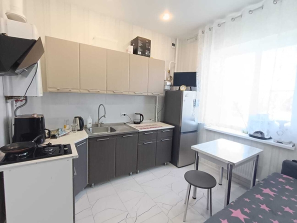 
  Продается 1-комн. квартира, 33 м², Анапская ул, д. 80
. Фото 2.