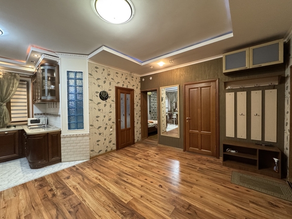 
  Продается 2-комн. квартира, 61 м², Терская ул, д. 221
. Фото 3.