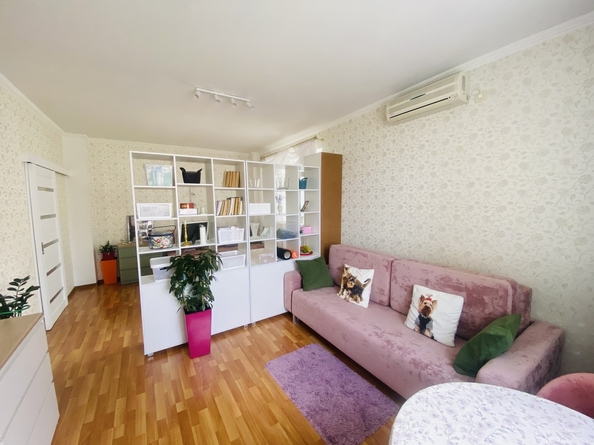 
  Продается 1-комн. квартира, 56 м², Лазурная ул, д. 16
. Фото 1.