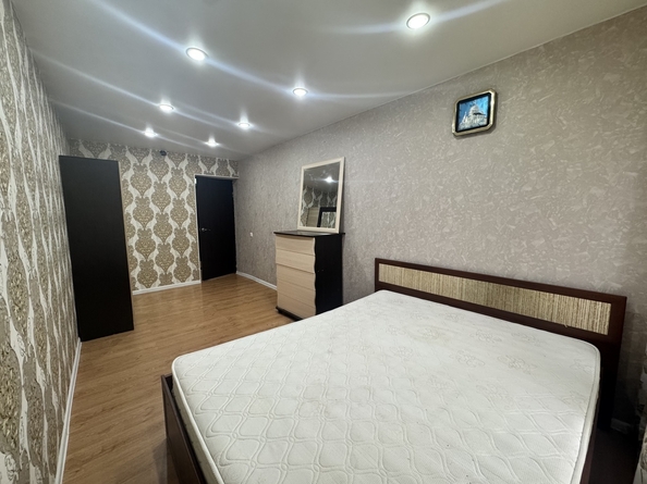 
  Продается 3-комн. квартира, 59 м², Чехова ул, д. 1
. Фото 3.