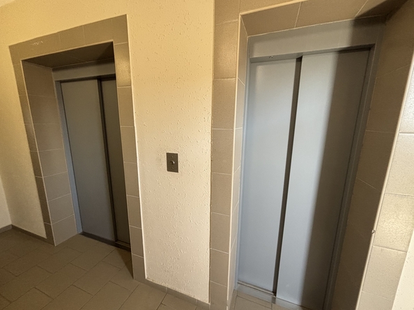 
  Продается 1-комн. квартира, 42 м², Астраханская ул, д. 71А
. Фото 37.