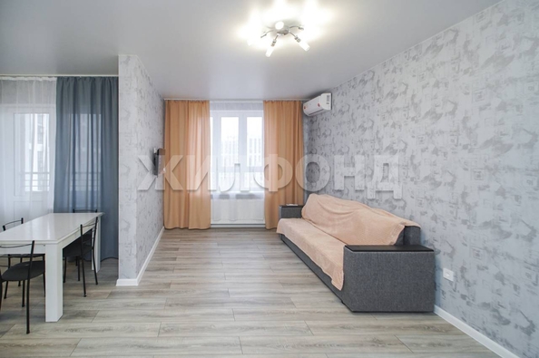 
  Продается 2-комн. квартира, 61 м², Питерская ул, д. 40
. Фото 5.