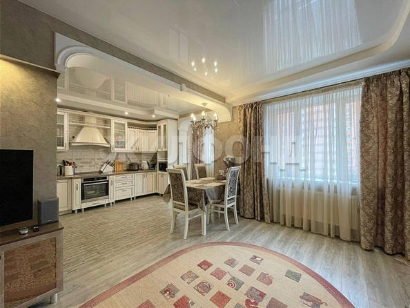 
  Продается 2-комн. квартира, 63 м², Восточно-Кругликовская ул, д. 20
. Фото 5.