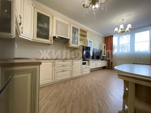
  Продается 2-комн. квартира, 76.1 м², Морская ул, д. 43
. Фото 6.