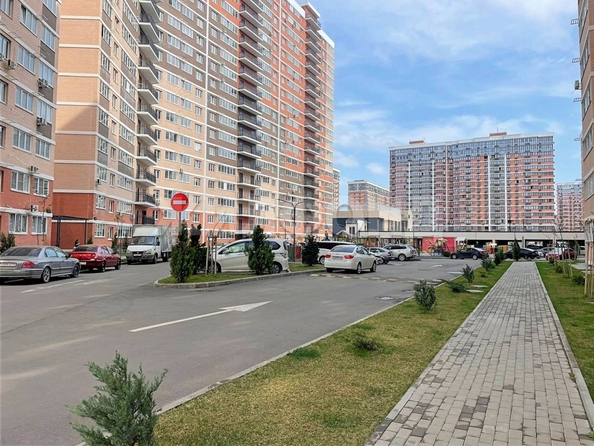 
  Продается 3-комн. квартира, 64.1 м², Западный Обход ул, д. 45 к2
. Фото 22.