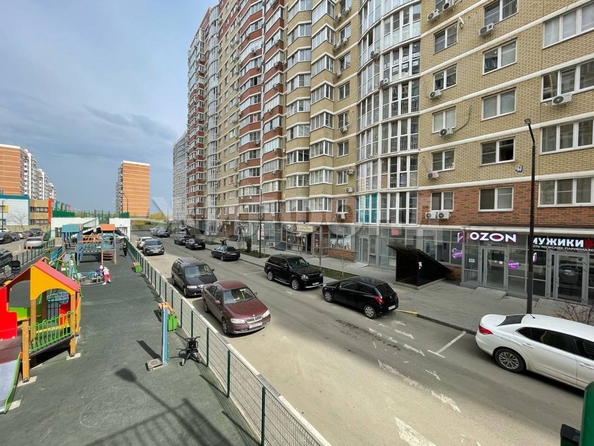 
  Продается 3-комн. квартира, 77.2 м², Цезаря Куникова ул
. Фото 16.