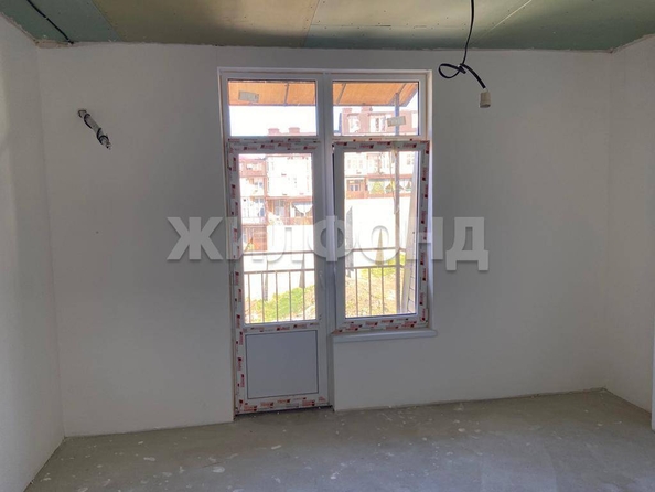 
  Продается 1-комн. квартира, 36 м², Водораздельная ул, д. 48
. Фото 2.