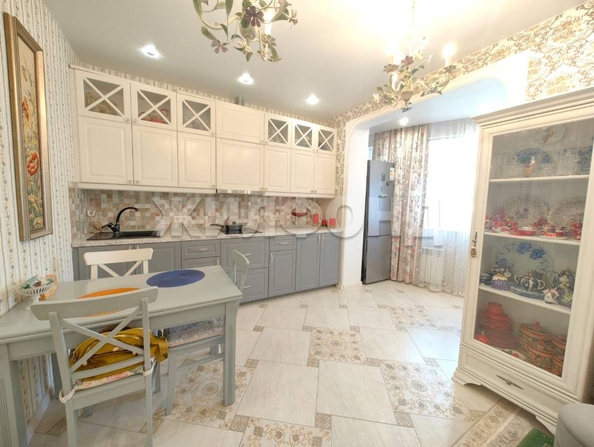 
  Продается 2-комн. квартира, 50 м², , д. 14а
. Фото 5.