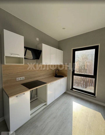 
  Продается дом, 100 м², Сочи
. Фото 1.