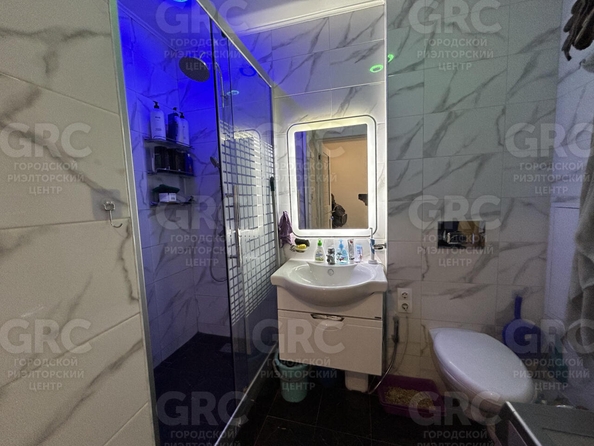 
  Продается 2-комн. квартира, 47 м², Тепличная ул, д. 83
. Фото 20.