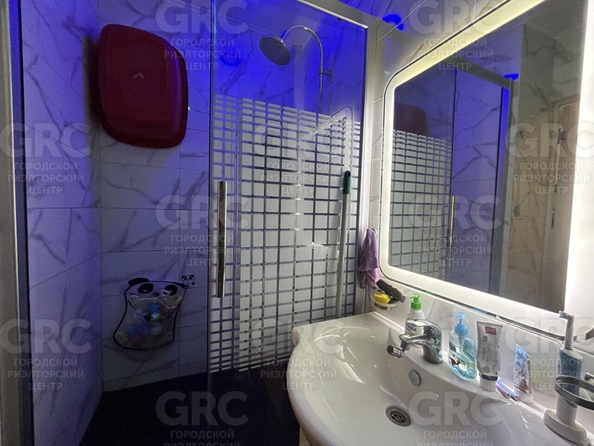 
  Продается 2-комн. квартира, 47 м², Тепличная ул, д. 83
. Фото 21.
