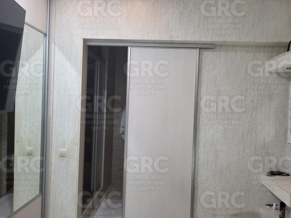 
  Продается 2-комн. квартира, 72.6 м², Первомайская ул, д. 19
. Фото 5.