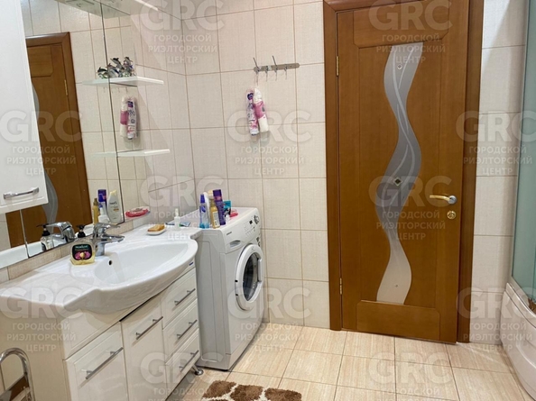 
  Продается 2-комн. квартира, 65.2 м², Первомайская ул, д. 11
. Фото 7.