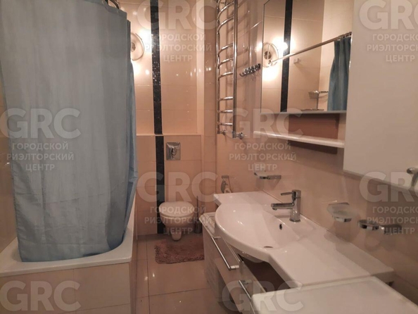 
  Продается 3-комн. квартира, 108.8 м², Первомайская ул, д. 13
. Фото 11.