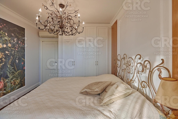 
  Продается 4-комн. квартира, 140 м², Юных Ленинцев ул, д. 10
. Фото 12.