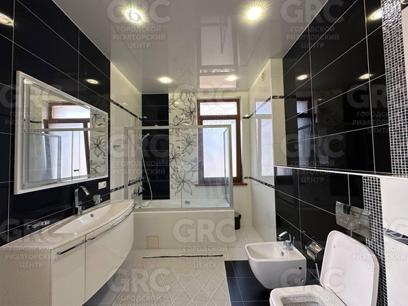 
  Продается дом, 366.3 м², Сочи
. Фото 49.
