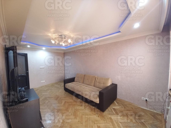 
  Продается 3-комн. квартира, 65 м², Дагомысский пер, д. 8а
. Фото 1.