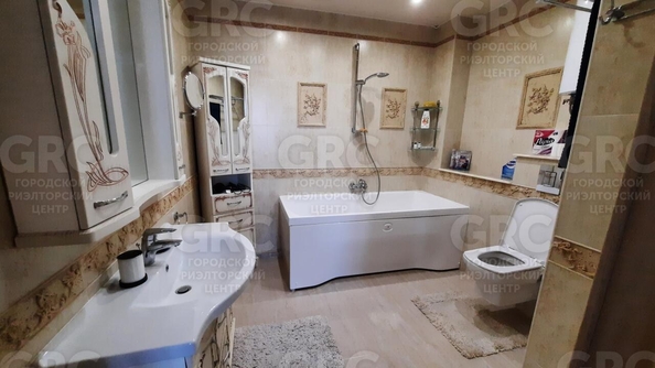 
  Продается 3-комн. квартира, 86.3 м², Фабрициуса Я. ул, д. 2/27а
. Фото 10.