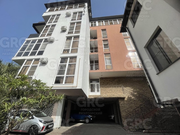 
  Продается 2-комн. квартира, 42 м², Вишневая ул, д. 22/2
. Фото 1.