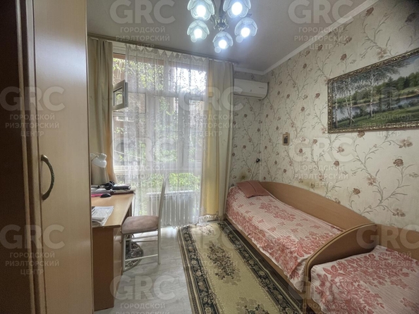 
  Продается 2-комн. квартира, 42 м², Вишневая ул, д. 22/2
. Фото 5.