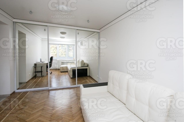 
  Продается 2-комн. квартира, 45 м², Новоселов ул, д. 11
. Фото 6.