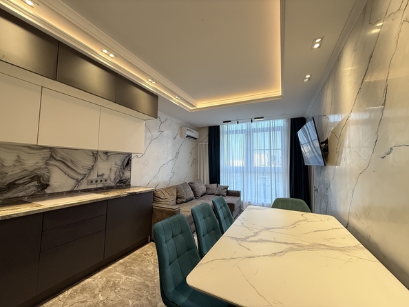 
  Продается 2-комн. квартира, 52 м², Таманская ул, д. 121к9
. Фото 2.
