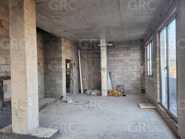 
  Продается 2-комн. квартира, 86.1 м², Туапсинская ул, д. 19
. Фото 8.