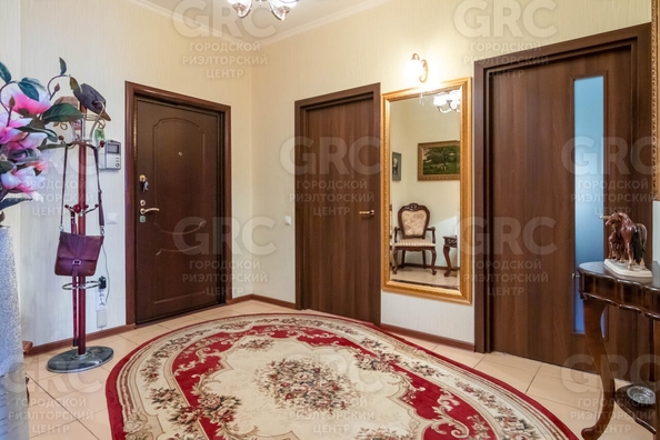 
  Продается 2-комн. квартира, 71.2 м², Нагорная ул, д. 19А
. Фото 2.