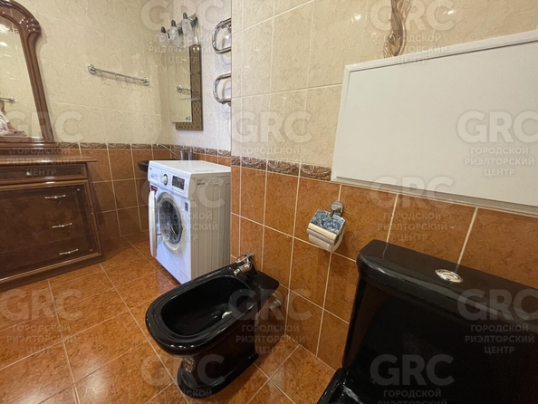 
  Продается 2-комн. квартира, 46 м², Альпийская ул, д. 1/3
. Фото 33.