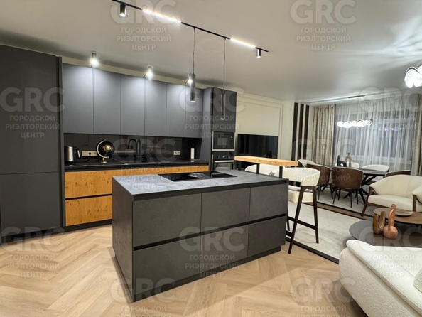 
  Продается 3-комн. квартира, 110 м², Горького ул, д. 87/1
. Фото 7.