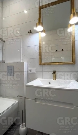 
  Продается 2-комн. квартира, 38 м², Горького пер, д. 24
. Фото 12.