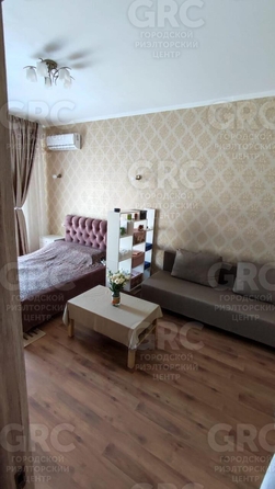 
  Продается 1-комн. квартира, 37 м², Виноградная ул, д. 176
. Фото 5.