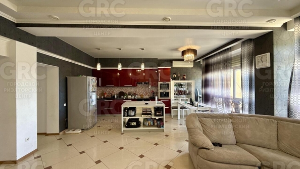 
  Продается 3-комн. квартира, 140 м², Анапская ул, д. 3/12
. Фото 5.