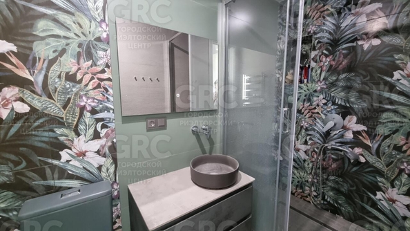 
  Продается 2-комн. квартира, 42 м², Конституции СССР ул, д. 18
. Фото 18.