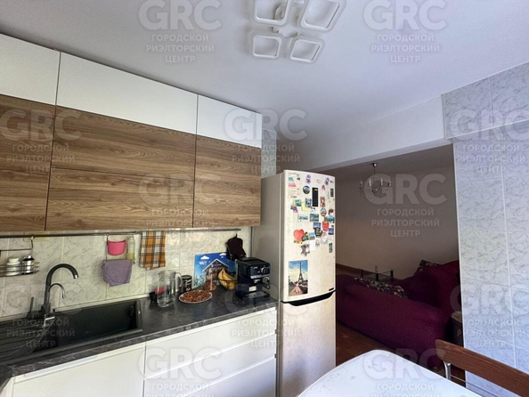 
  Продается 3-комн. квартира, 72 м², Воровского ул, д. 22
. Фото 2.