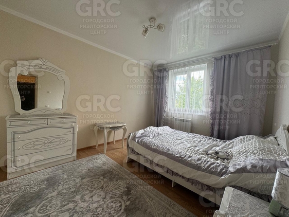 
  Продается 2-комн. квартира, 67 м², Вишневая ул, д. 17
. Фото 7.