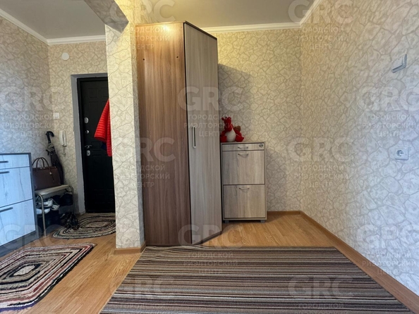 
  Продается 2-комн. квартира, 67 м², Вишневая ул, д. 17
. Фото 9.