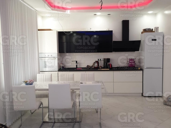 
  Продается студия, 42 м², Войкова ул, д. 39
. Фото 1.