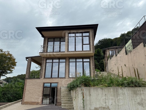 
  Продается дом, 180 м², Сочи
. Фото 2.