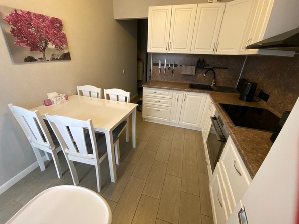 
  Продам 1-комн. квартиру, 40 м², Евгении Жигуленко ул, д. 13
. Фото 2.