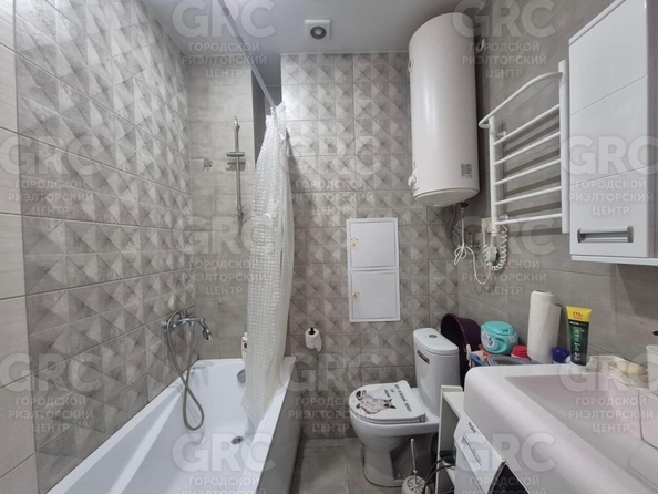 
  Продается 1-комн. квартира, 34.4 м², Владимировская ул, д. 141А
. Фото 10.