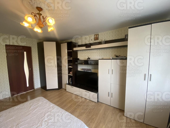 
  Продается 1-комн. квартира, 27.7 м², Гагарина ул, д. 28
. Фото 3.